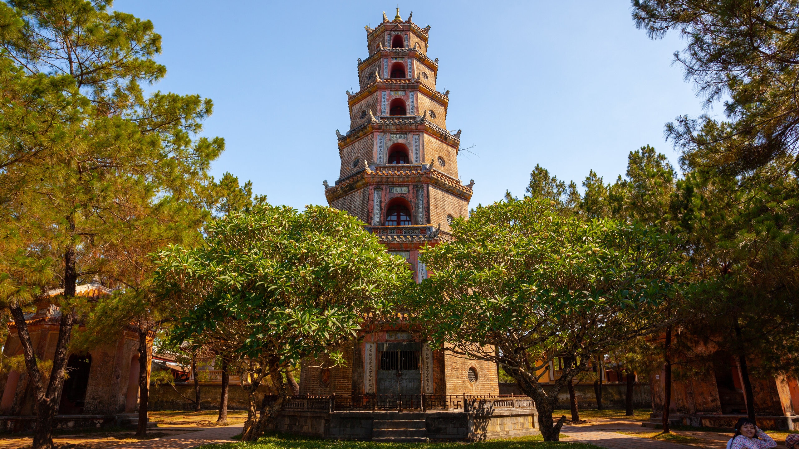 Hue City Tour