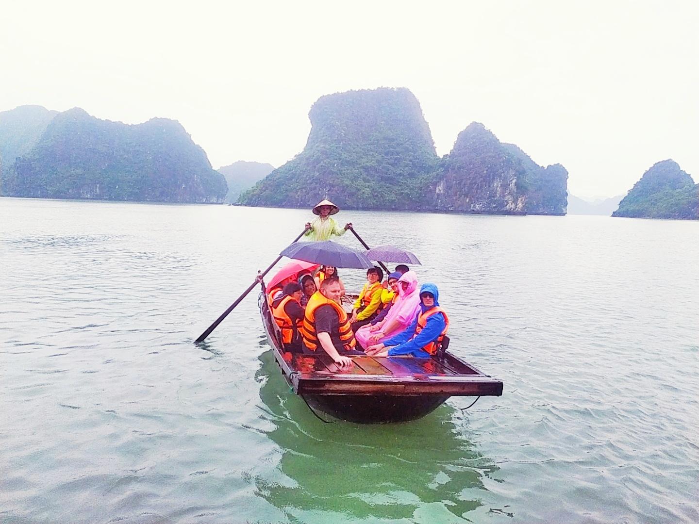 Experiencing a bamboo boat on Ha Long Bay