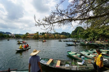 Quang Phu Cau Incense Village - Tam Coc Boating - Hoa Lu Ancient Capital