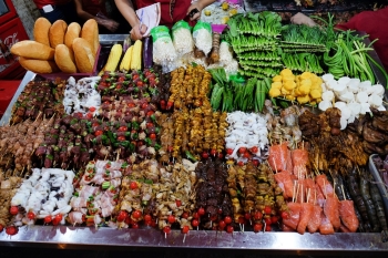 Hanoi Street Food Tours By Walking