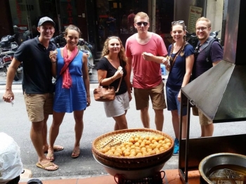 Hanoi Street Food Tours By Walking