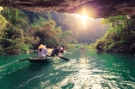 Discover Ninh Binh: Hoa Lu Ancient Capital, Tam Coc Boat Ride & Mua Cave