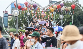 Various tours available for National Day holidays